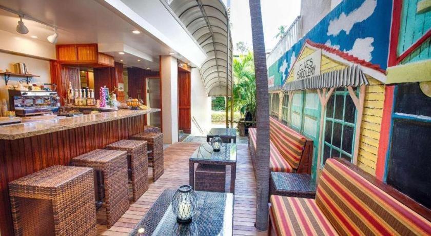 Equus Otel Honolulu Dış mekan fotoğraf