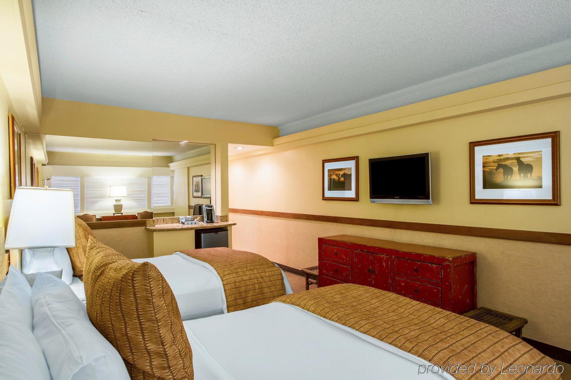 Equus Otel Honolulu Dış mekan fotoğraf
